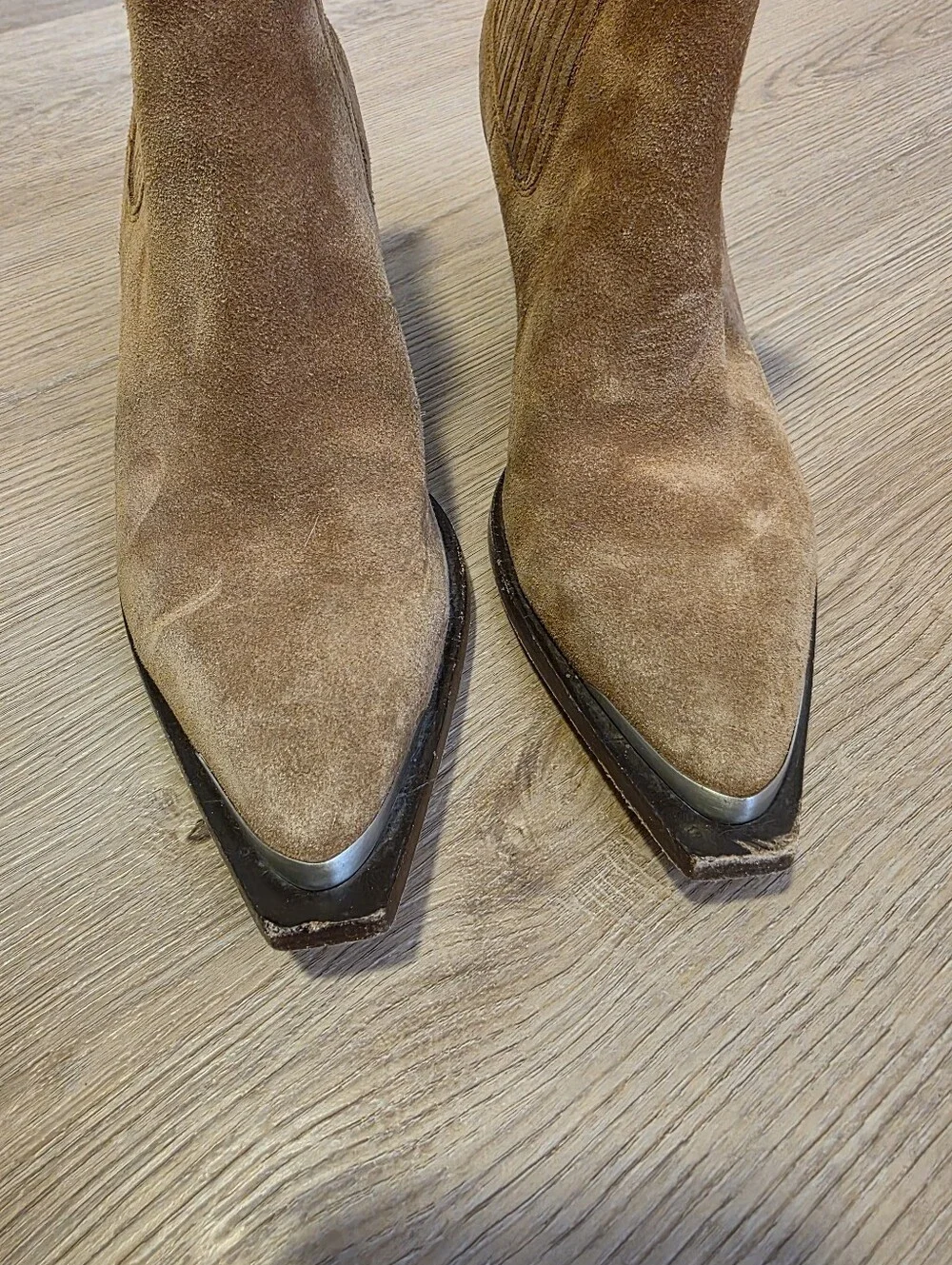 PAIGE | Lyra Pointed Toe Chelsea Boot Size 6